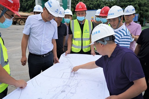 8.11+邛崃市政府督导天邛高速项目建设推进情况.jpg