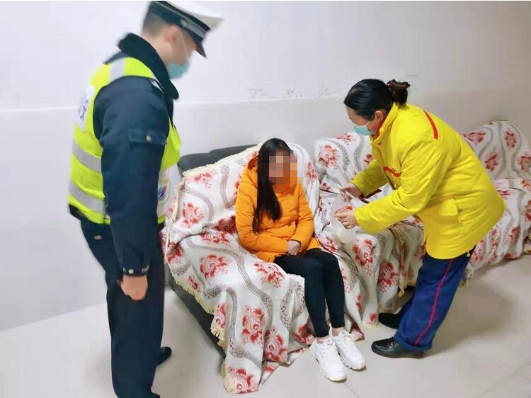 0214172329_副本.jpg