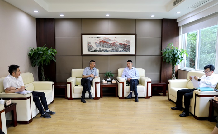 7.16+ 成渝公司与国家开发银行四川省分行交流座谈.jpg