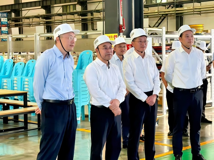 1760924331909185.jpg 222.jpg