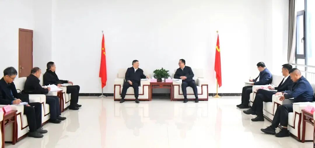 10月15日，戴德军前往蜀道集团藏高汶马公司考察调研.jpg